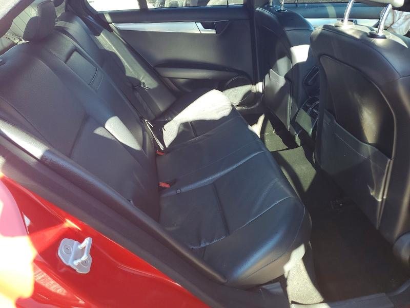 Photo 10 from auction – 2013 MERCEDES-BENZ C with VIN WDDGF8AB4DR266642