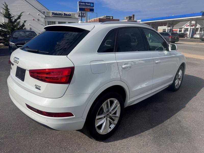 Photo 4 from auction – 2016 AUDI Q3 with VIN WA1EFCFS7GR017215