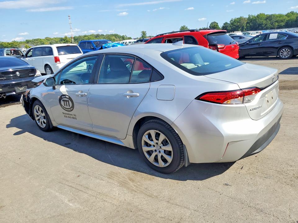 Photo 2 from auction – 2022 TOYOTA COROLLA with VIN 5YFEPMAE0NP320550