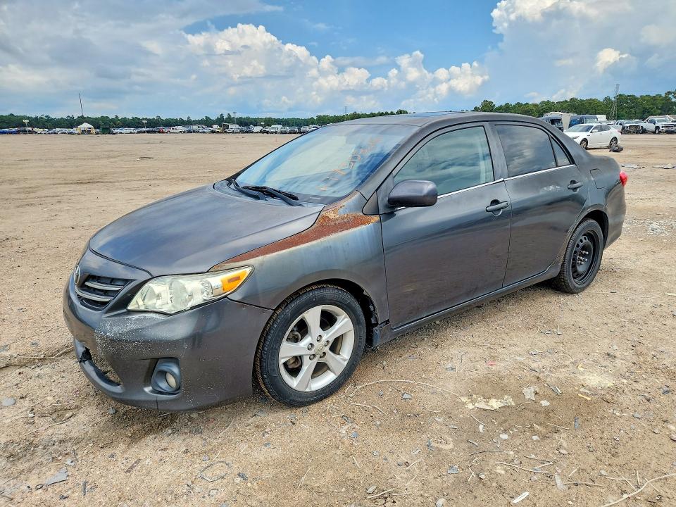 TOYOTA COROLLA 2013 with VIN 5YFBU4EE3DP133016 - Photo from auction