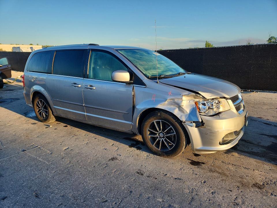 Снимка 4 от търг – 2017 DODGE GRAND CARAVAN с VIN 2C4RDGCG2HR806923