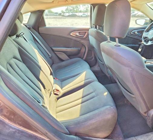 Photo 10 from auction – 2016 CHRYSLER 200 with VIN 1C3CCCAB3GN115022
