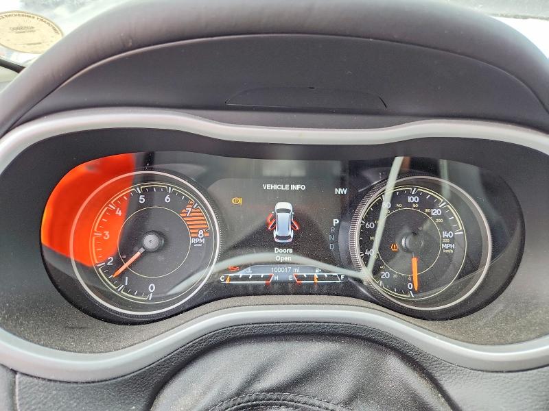 Photo 9 from auction – 2018 JEEP CHEROKEE with VIN 1C4PJMJX9JD549379