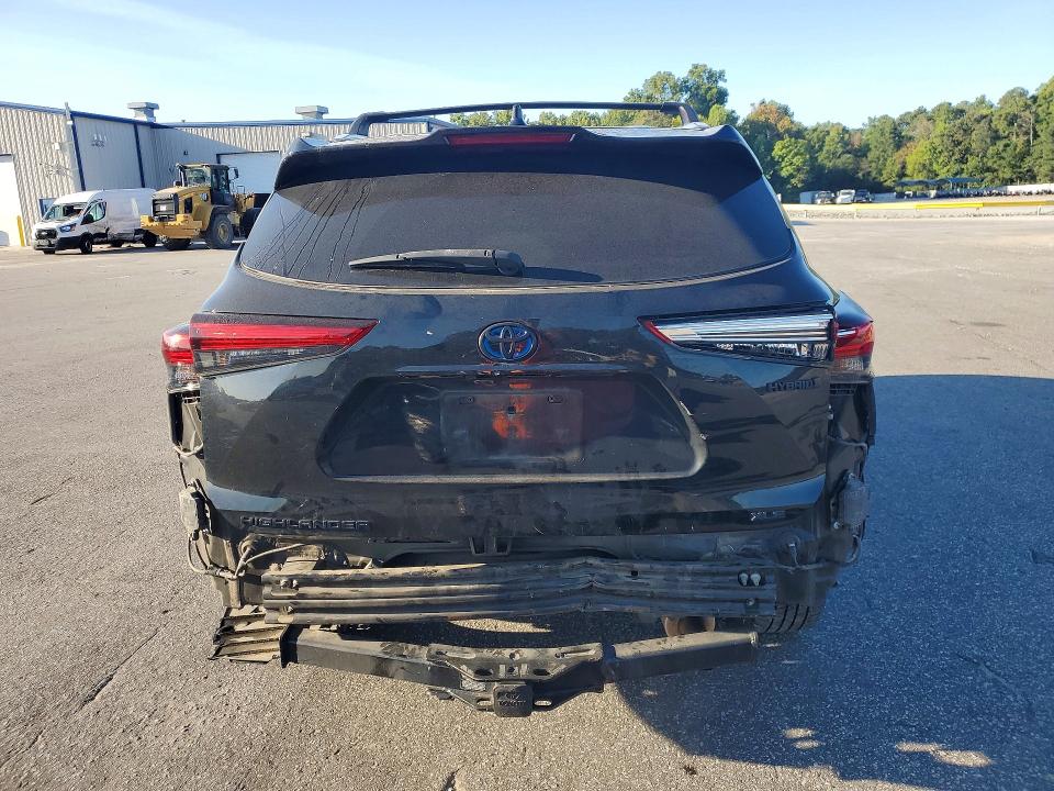 Zdjęcie 6 z aukcji – 2021 TOYOTA HIGHLANDER z VIN 5TDHBRCH6MS521357