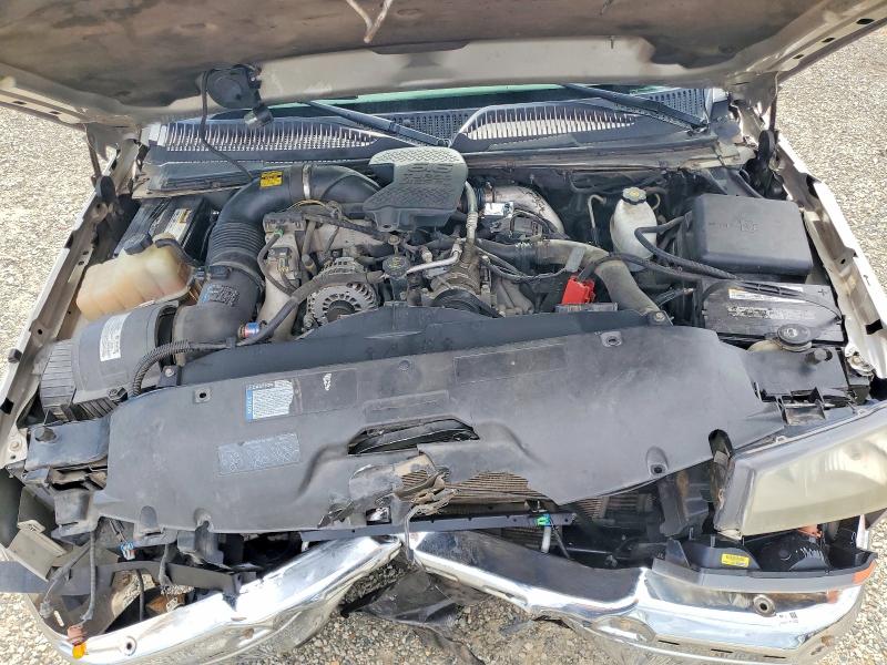 Photo 11 from auction – 2006 CHEVROLET SILVERADO with VIN 1GCHK33D46F154469