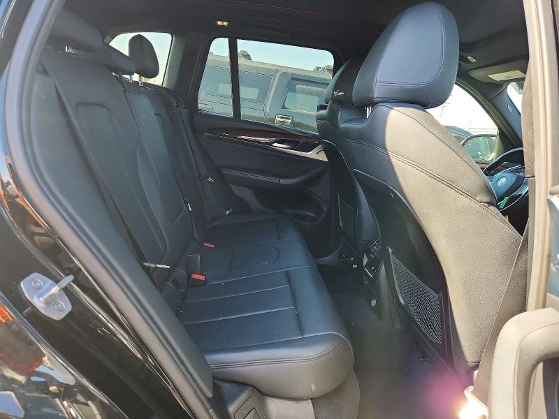 Foto 11 de la subasta – 2019 BMW X3 con VIN 5UXTR7C59KLR44186
