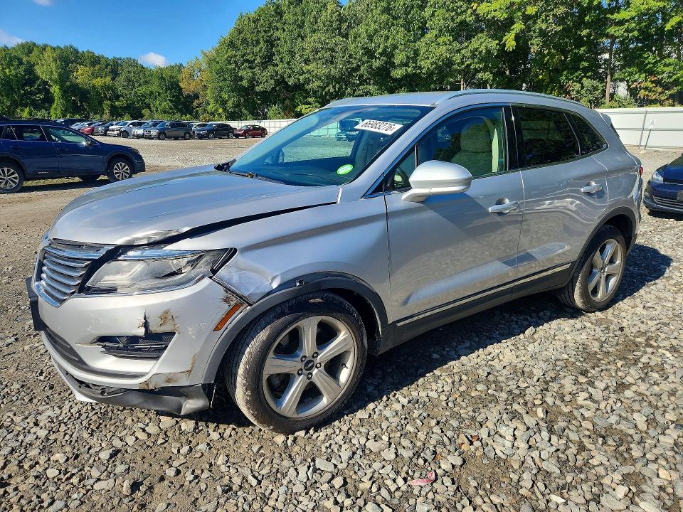 LINCOLN MKC 2017 z numerem VIN 5LMCJ1D99HUL62737 - Zdjęcie z aukcji