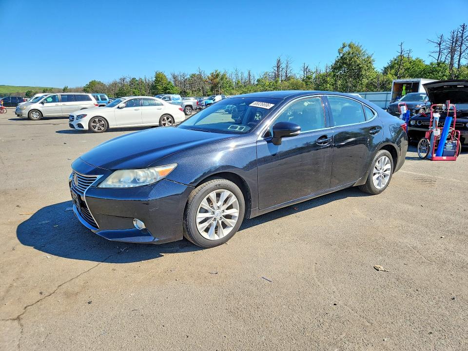 2013 LEXUS ES