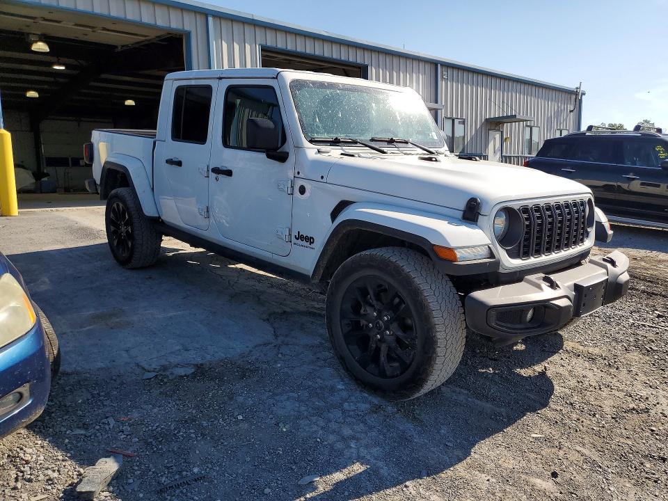 Photo 4 from auction – 2024 JEEP GLADIATOR with VIN 1C6HJTAG1RL125962
