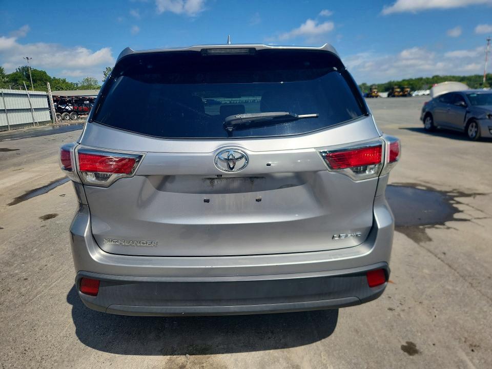 Photo 6 from auction – 2014 TOYOTA HIGHLANDER with VIN 5TDBKRFH5ES011682