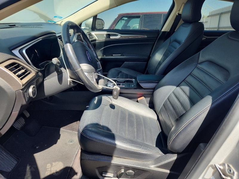 Photo 7 from auction – 2017 FORD FUSION with VIN 3FA6P0PU2HR329380