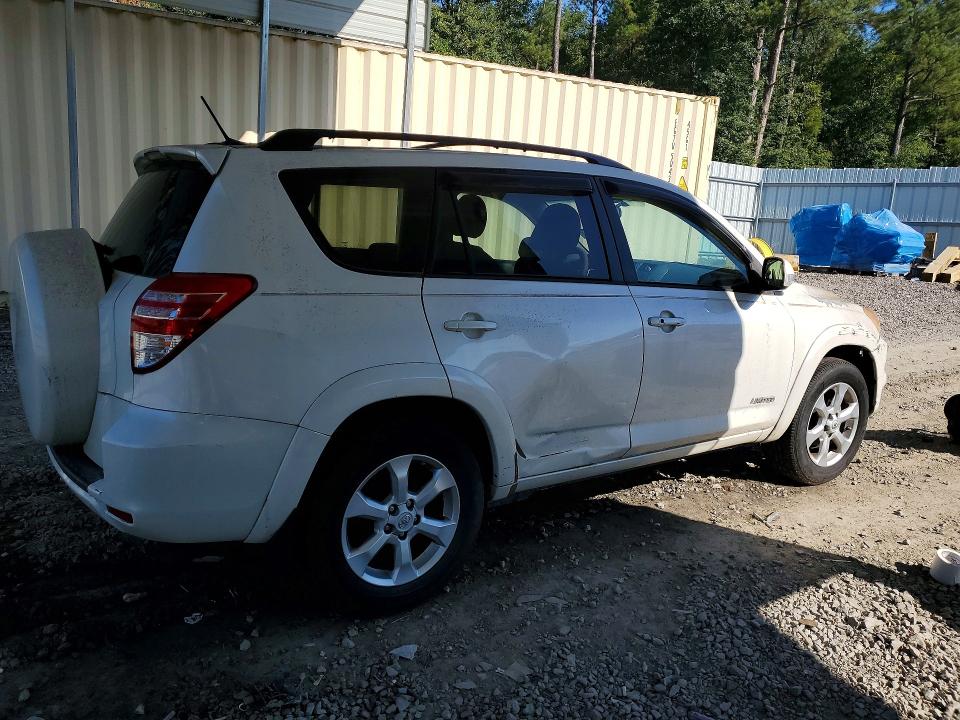 Photo 3 from auction – 2010 TOYOTA RAV4 with VIN 2T3YF4DV0AW028635