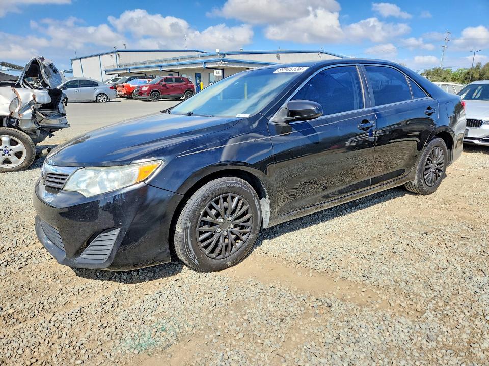 TOYOTA CAMRY 2014 с VIN 4T1BF1FK2EU862377 - Снимка от търг