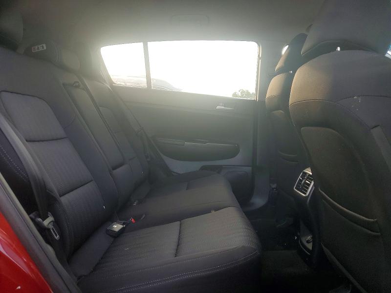 Фото 11 с аукциона – 2017 KIA SPORTAGE с VIN KNDPMCAC2H7038264