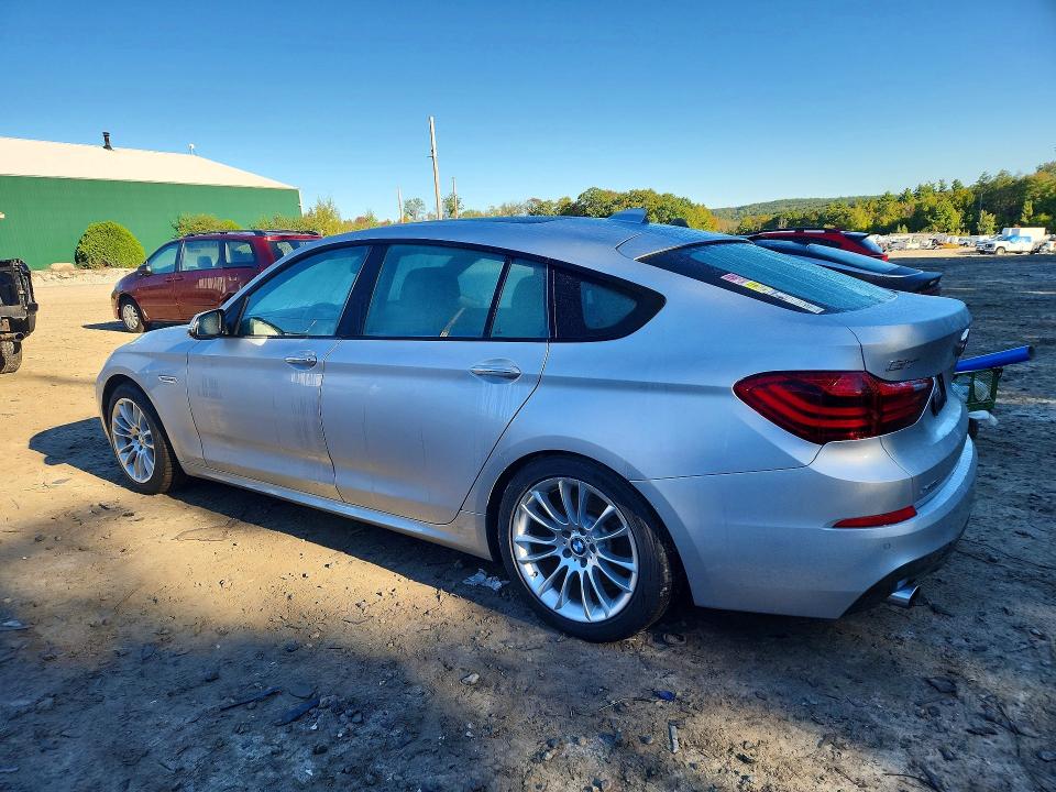 Снимка 2 от търг – 2015 BMW 535 с VIN WBA5M4C54FD184284