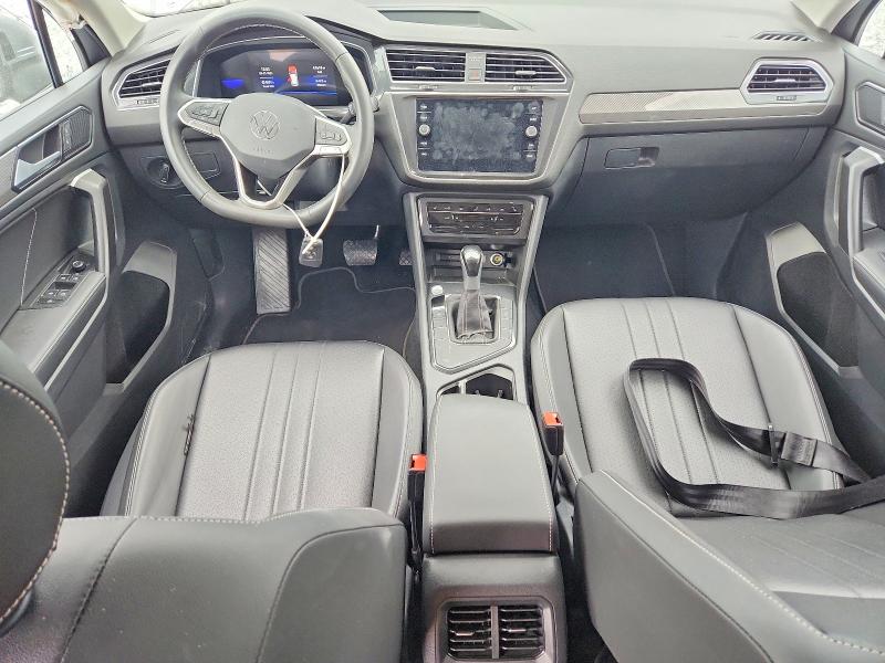 Снимка 8 от търг – 2023 VOLKSWAGEN TIGUAN с VIN 3VV3B7AX2PM125781