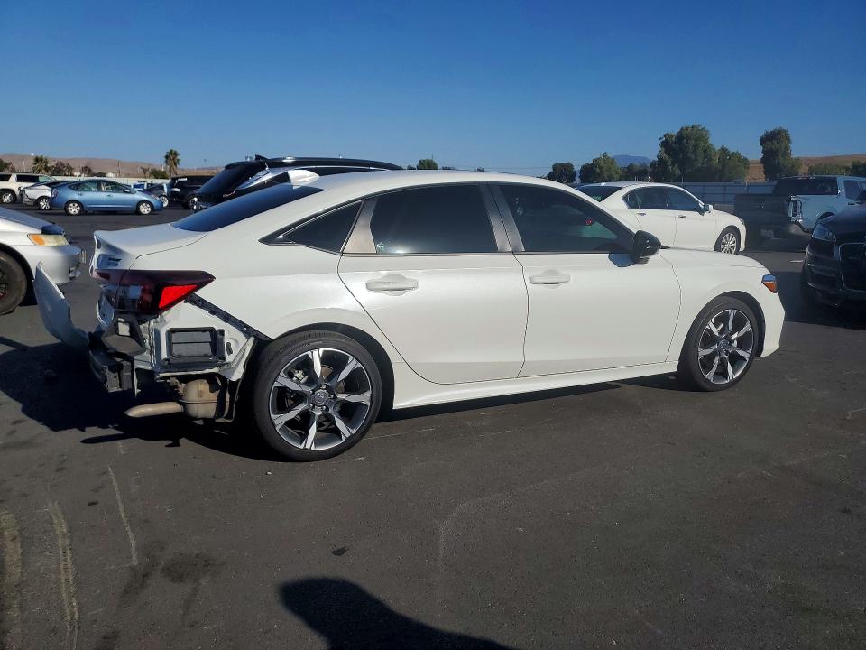 Фото 3 с аукциона – 2026 HONDA CIVIC с VIN 2HGFE4F8XTH311341