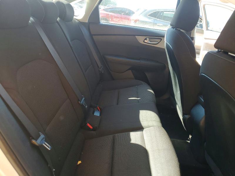 Photo 10 from auction – 2020 KIA FORTE with VIN 3KPF24AD4LE196064