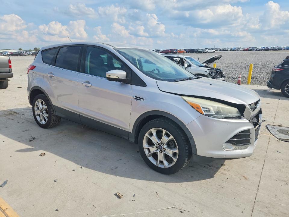 Снимка 4 от търг – 2014 FORD ESCAPE с VIN 1FMCU9J92EUC57093