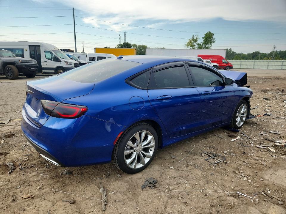 Photo 3 from auction – 2016 CHRYSLER 200 with VIN 1C3CCCBB8GN114172