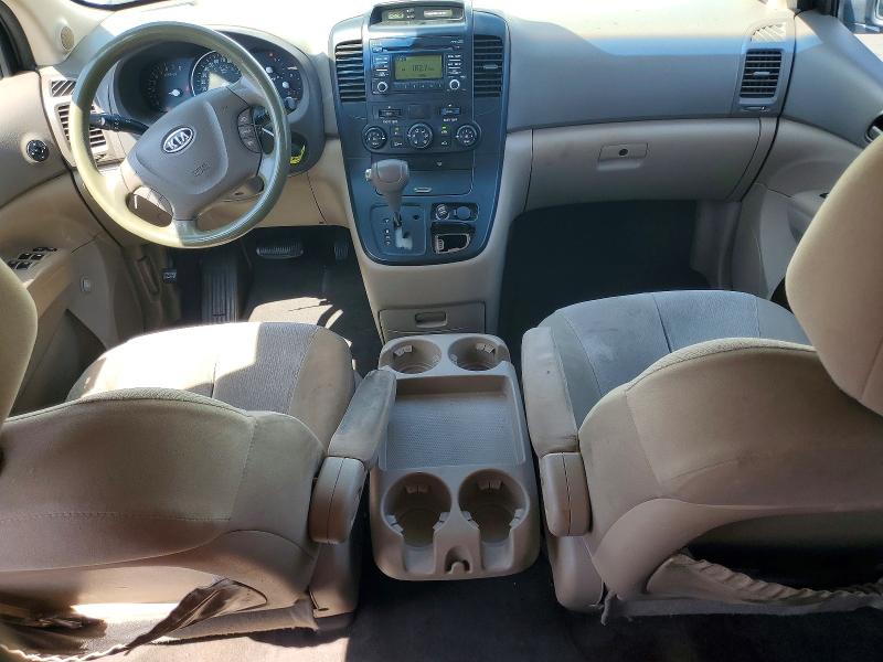 Photo 8 from auction – 2010 KIA SEDONA with VIN KNDMG4C39A6358402
