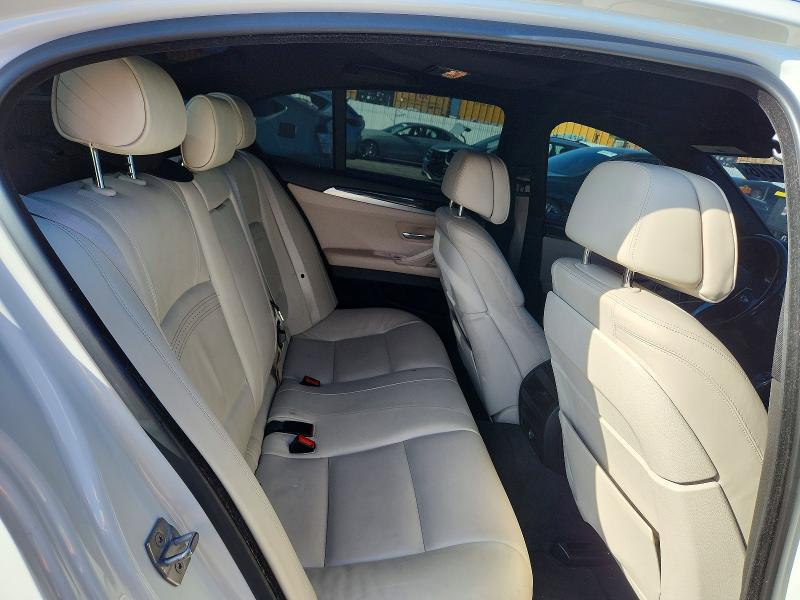 Снимка 10 от търг – 2016 BMW 535 с VIN WBA5B1C50GG132431