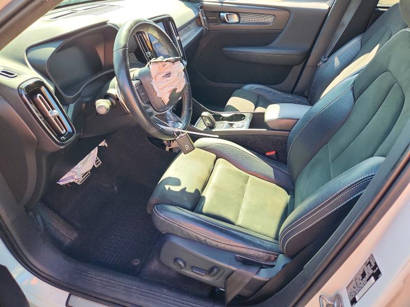 Снимка 7 от търг – 2019 VOLVO XC40 с VIN YV4162UM8K2091454