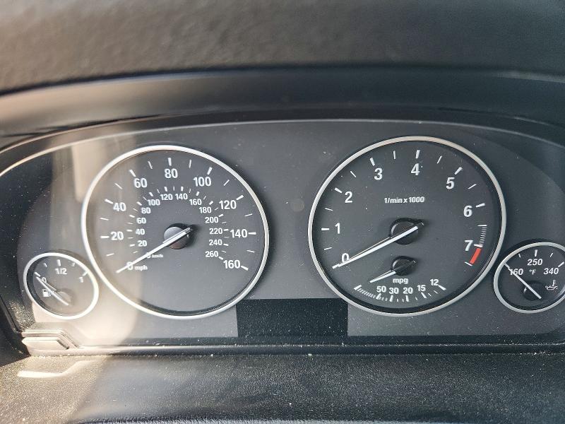 Photo 9 from auction – 2016 BMW X3 with VIN 5UXWX9C51G0D70743