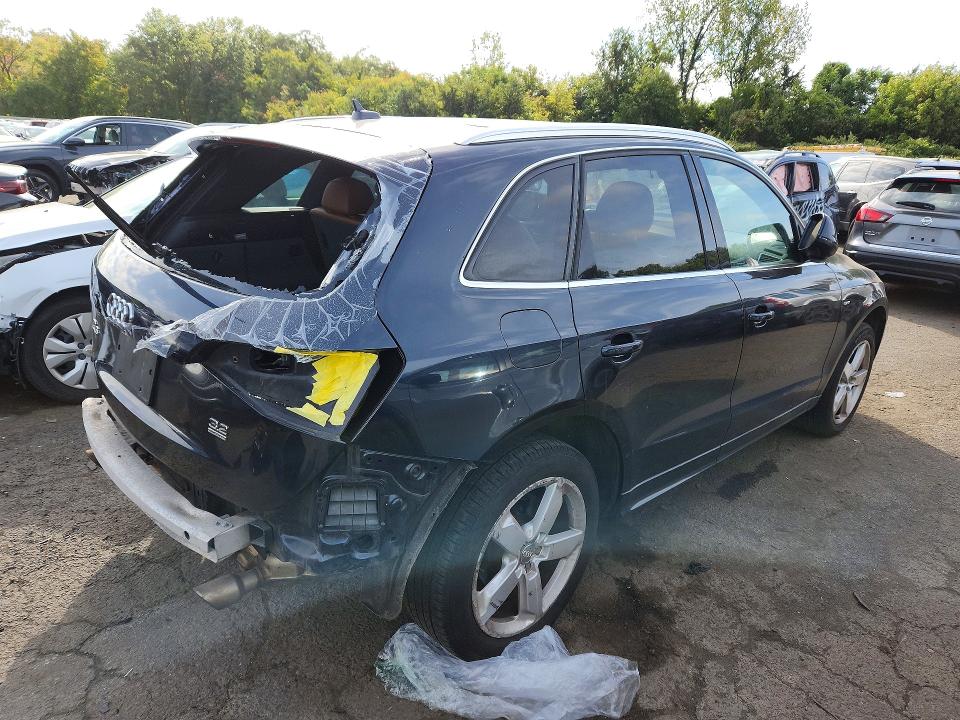 Photo 3 from auction – 2012 AUDI Q5 with VIN WA1DKAFP2CA010527