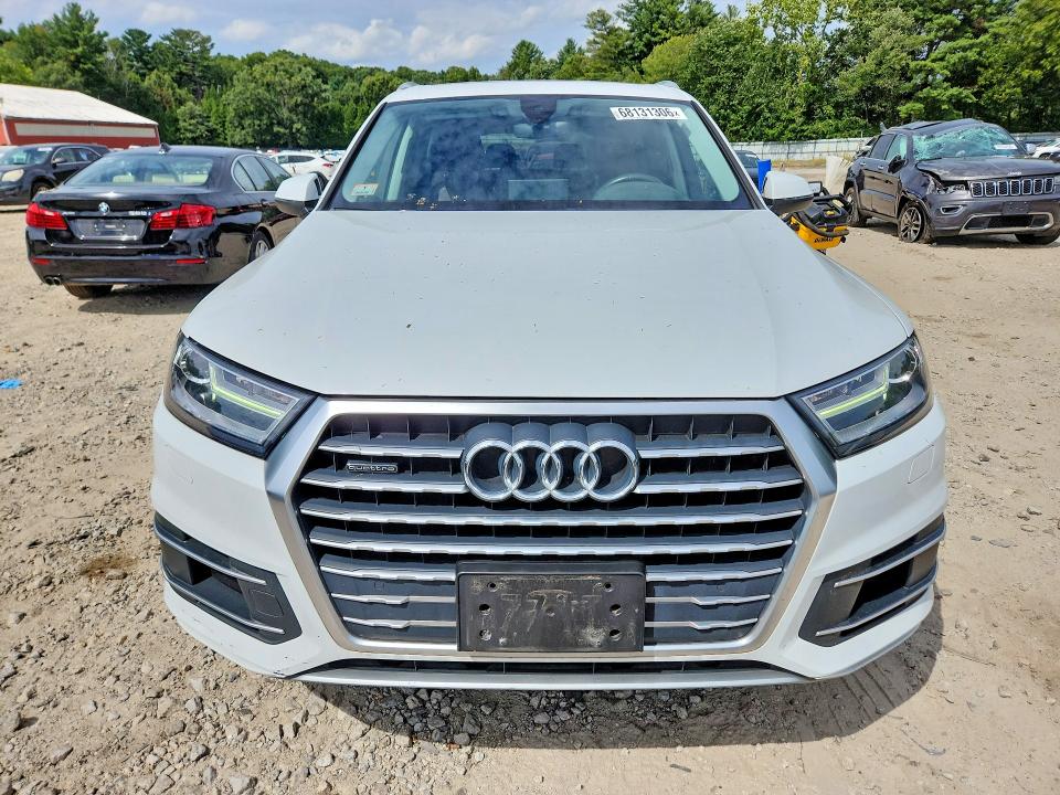 Photo 5 from auction – 2019 AUDI Q7 with VIN WA1AHAF72KD037564