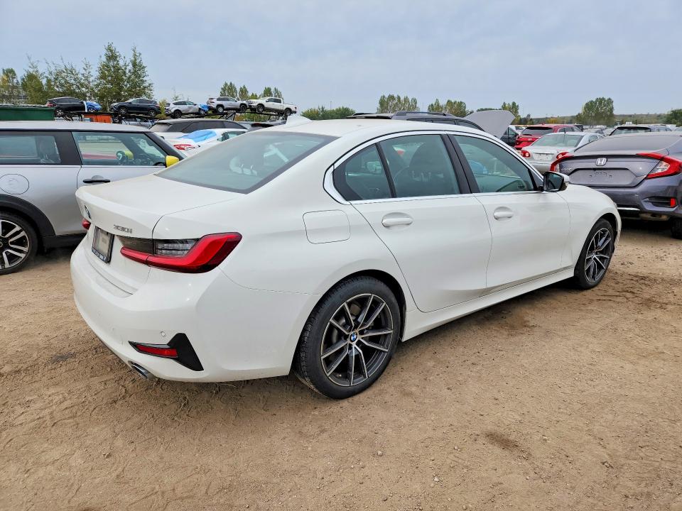 Снимка 3 от търг – 2021 BMW 330I с VIN 3MW5R7J0XM8B55117