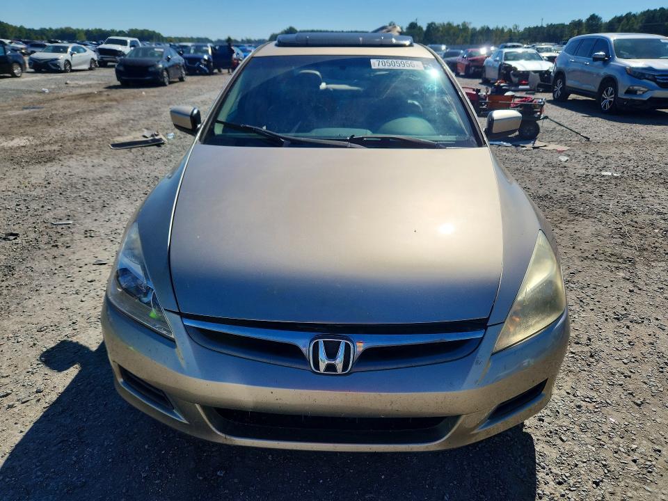 Снимка 5 от търг – 2007 HONDA ACCORD с VIN 1HGCM56877A049505
