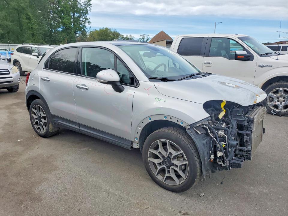 Zdjęcie 4 z aukcji – 2021 FIAT 500X z VIN ZFBNF3B17MP942400