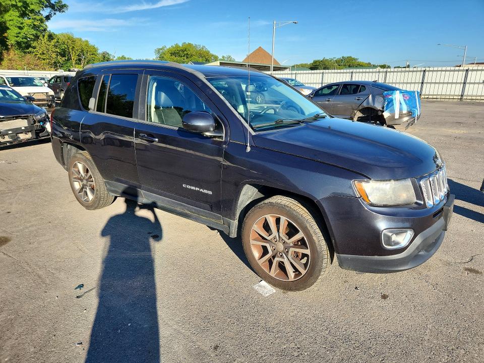 Photo 4 from auction – 2014 JEEP COMPASS with VIN 1C4NJCCB7ED653314