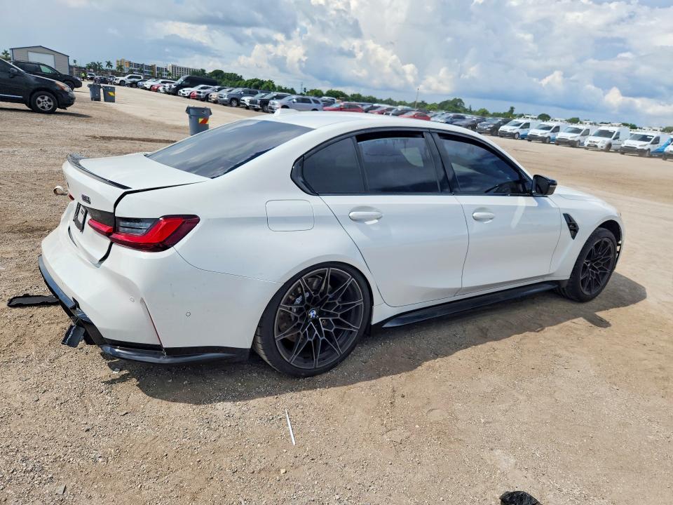 صورة رقم 3 من المزاد - 2027 BMW M3 مع VIN WBS33HJ0XVFX03538