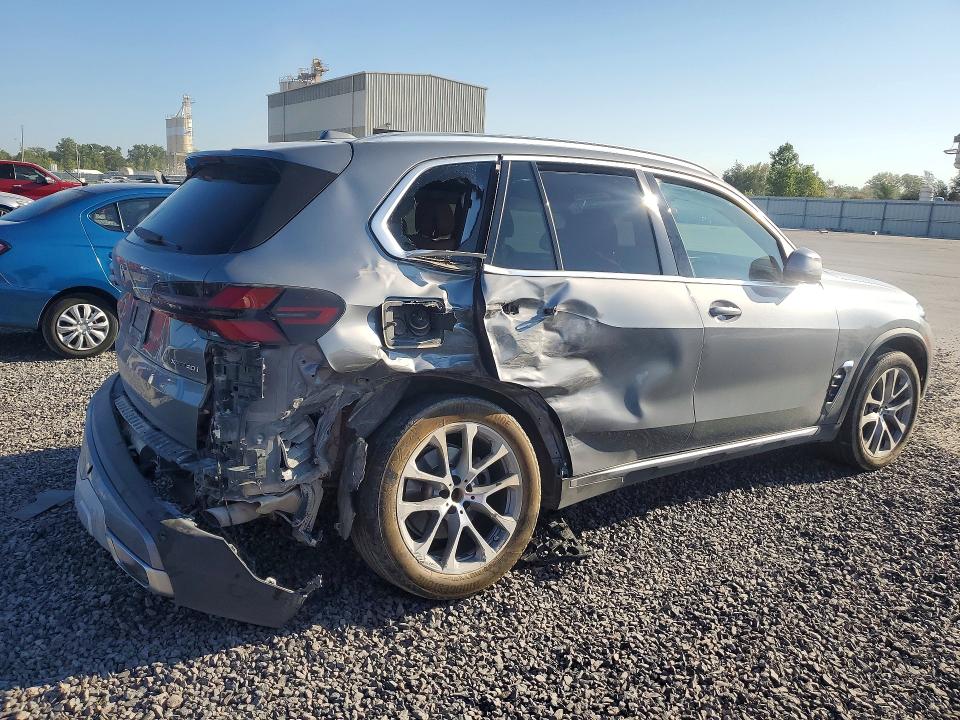 Photo 3 from auction – 2025 BMW X5 with VIN 5UX23EU07S9W71783