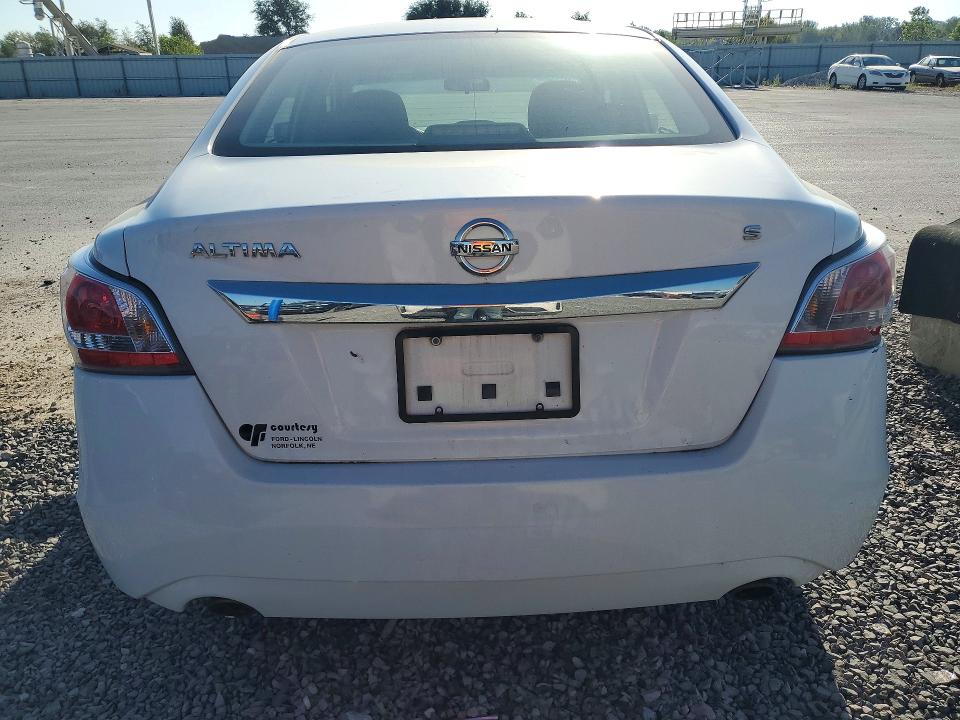 Photo 6 from auction – 2015 NISSAN ALTIMA with VIN 1N4AL3AP1FN385837