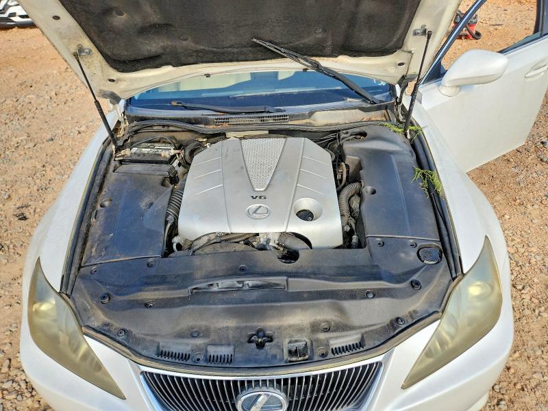 Снимка 11 от търг – 2007 LEXUS IS с VIN JTHBE262972008013
