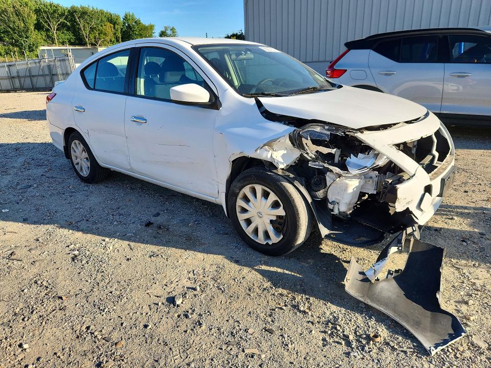 Photo 4 from auction – 2016 NISSAN VERSA with VIN 3N1CN7AP2GL911482