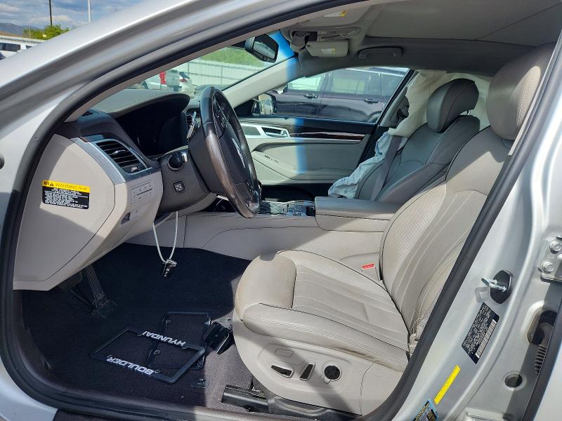 Photo 7 from auction – 2015 HYUNDAI GENESIS with VIN KMHGN4JE4FU072009