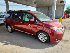 Photo 4 from auction – 2011 TOYOTA SIENNA with VIN 5TDYK3DC9BS147355