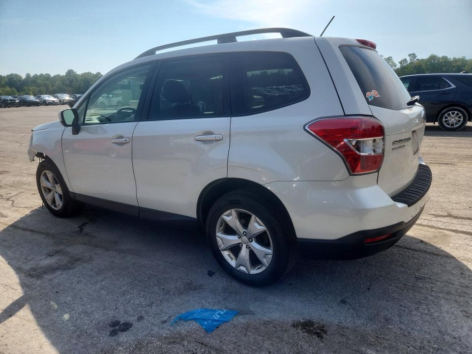 Photo 2 from auction – 2015 SUBARU FORESTER with VIN JF2SJADC5FH415794