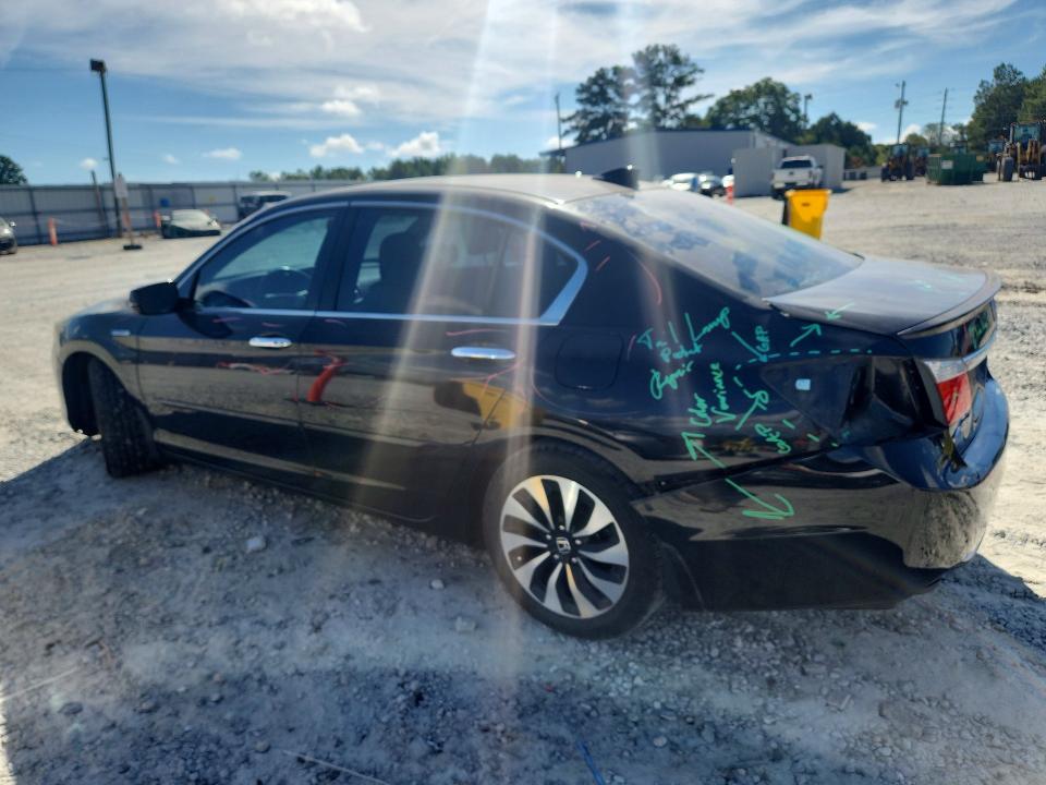 Photo 2 from auction – 2015 HONDA ACCORD with VIN 1HGCR6F53FA003746