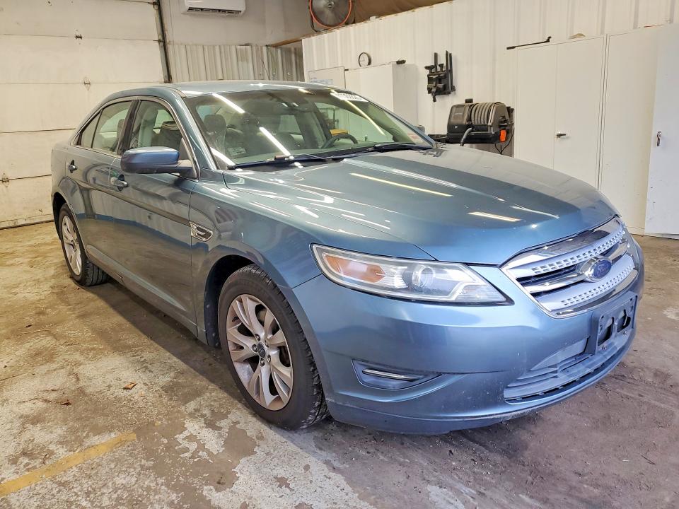 Photo 4 from auction – 2010 FORD TAURUS with VIN 1FAHP2HW7AG130116