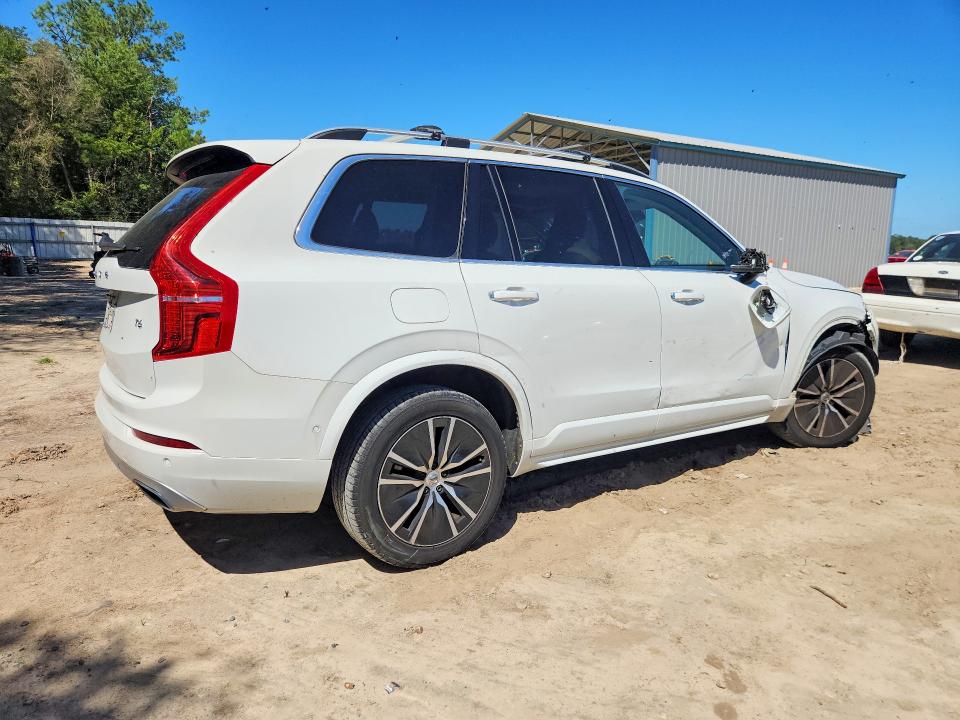 Photo 3 from auction – 2016 VOLVO XC90 with VIN YV4A22PK0G1015116