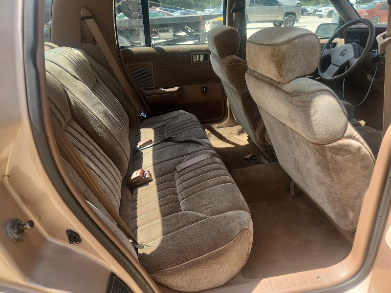 Photo 10 from auction – 1989 DODGE SPIRIT with VIN 1B3BA56J9KF464277