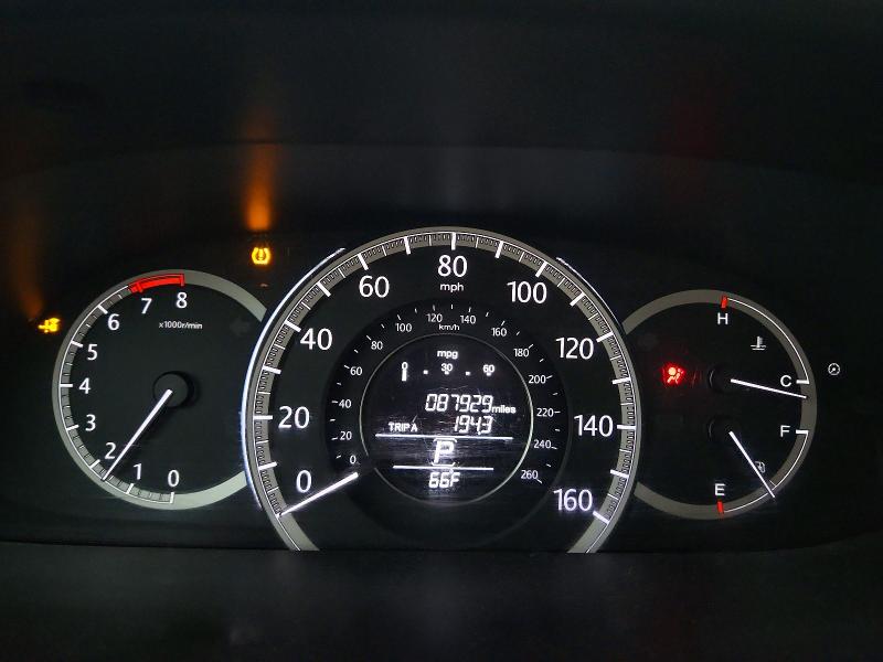 Photo 9 from auction – 2015 HONDA ACCORD with VIN 1HGCR2F82FA103288