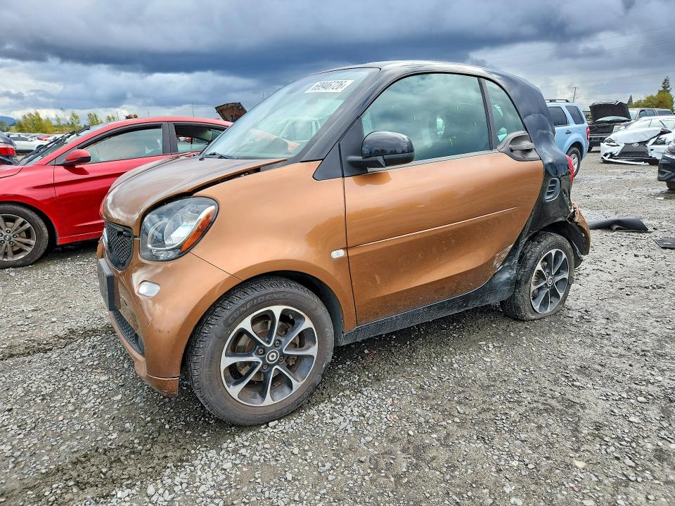 SMART FORTWO 2016 с VIN WMEFJ5DA2GK060532 - Снимка от търг