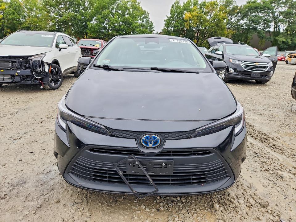 Photo 5 from auction – 2023 TOYOTA COROLLA with VIN JTDBCMFE8P3019821
