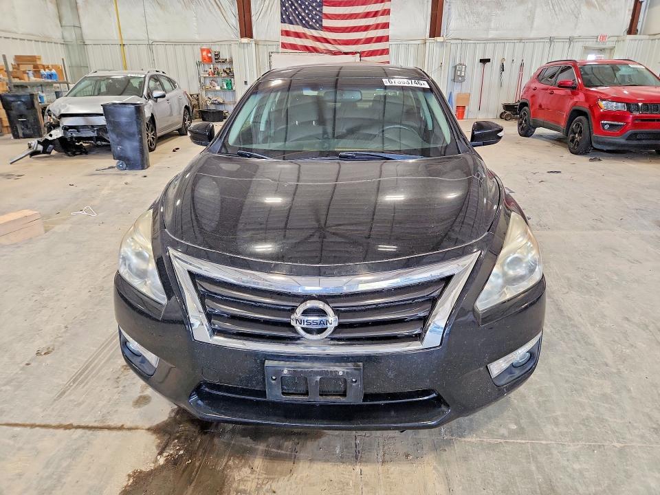 Photo 5 from auction – 2015 NISSAN ALTIMA with VIN 1N4AL3APXFC156942